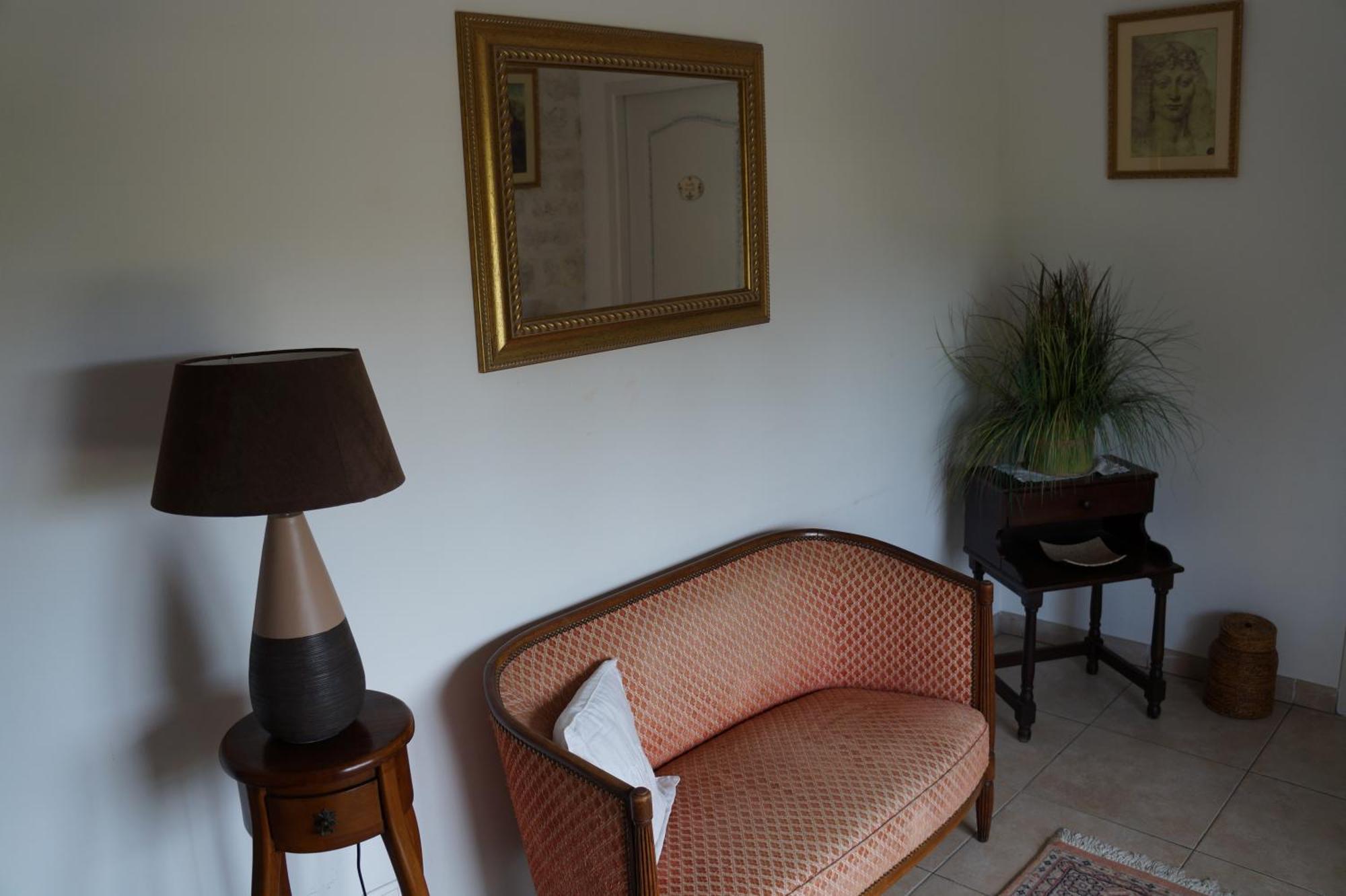 Domaine Des Chais Thenac  Ruang foto