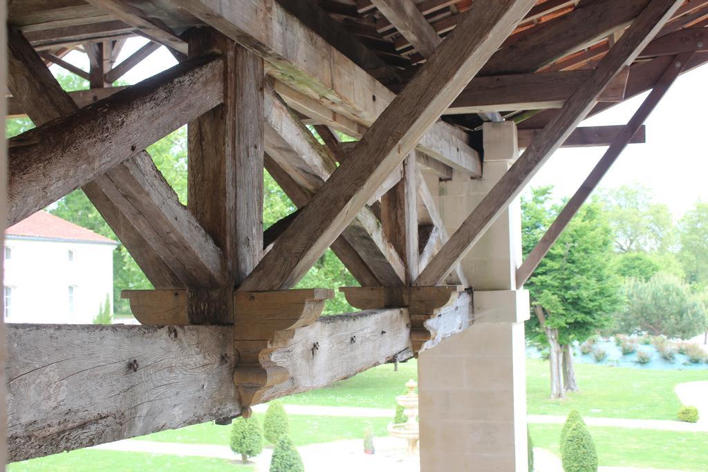 Domaine Des Chais Thenac  Bagian luar foto