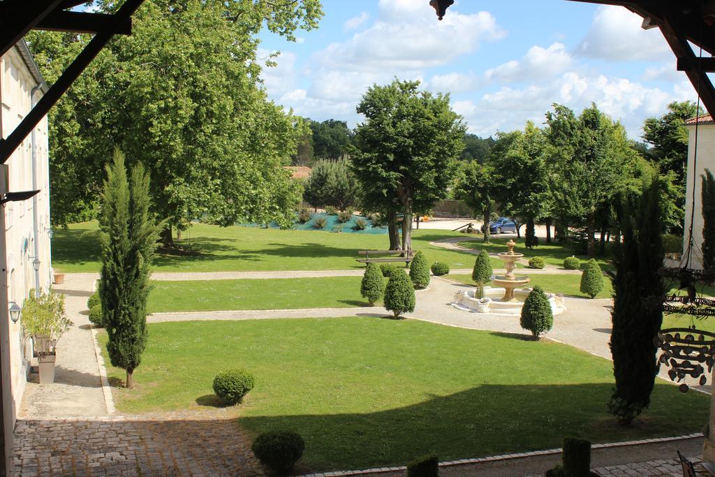 Domaine Des Chais Thenac  Bagian luar foto