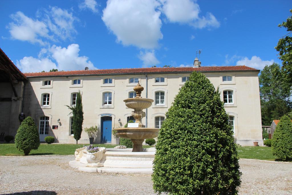 Domaine Des Chais Thenac  Bagian luar foto
